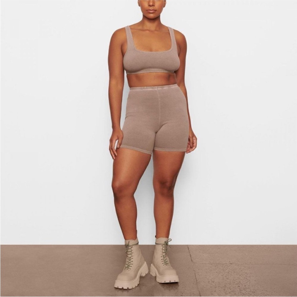 skims • tigers eye outdoor bike short